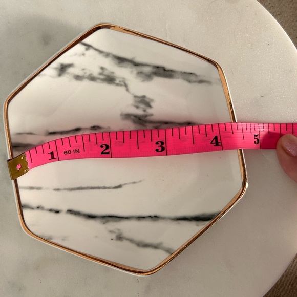 Pier One marble with gold trim keepsake gray- NIB- NWT - Picture 4 of 5